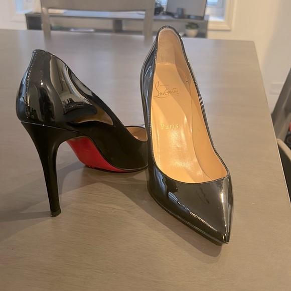 Christian Louboutin black patent leather pumps - Picture 1 of 5